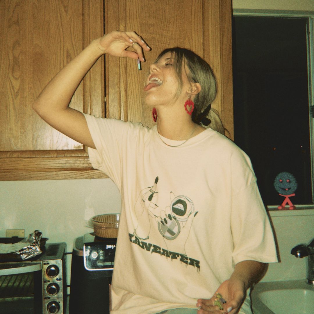 Man Eater | Oversized Tee